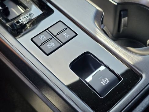 New 2026 Subaru Outback Premium AWD/4WD image 29