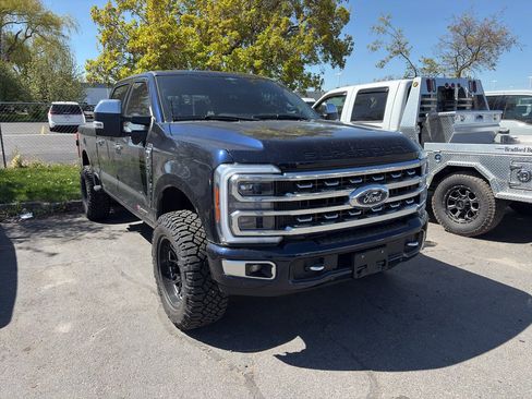 Used 2023 Ford F350 Platinum w/ FX4 Off-Road Package AWD/4WD image 1