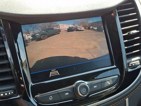 Used 2022 Chevrolet Trax LT w/ Driver Confidence Package image 18