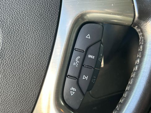 Used 2019 Chevrolet Express 3500 Extended w/ Driver Convenience Package image 22