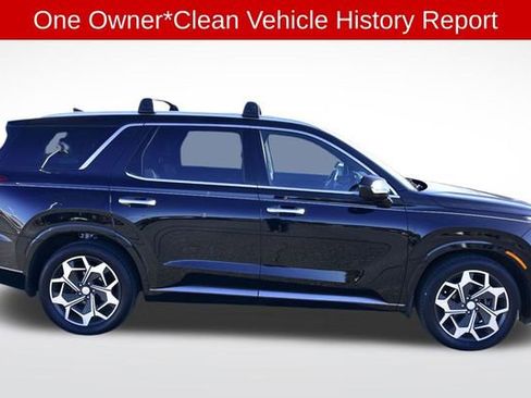 Used 2022 Hyundai Palisade Calligraphy w/ Winter Package image 5