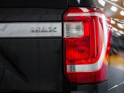 Used 2019 Ford Expedition Max XLT w/ Equipment Group 202A image 21