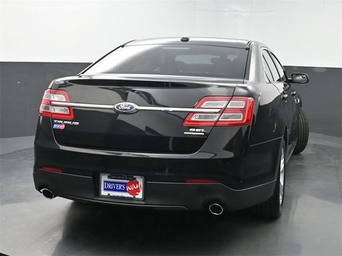 Used 2018 Ford Taurus SEL image 36