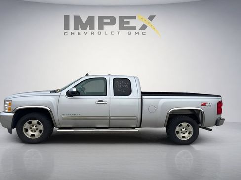 Used 2013 Chevrolet Silverado 1500 LT w/ All-Star Edition AWD/4WD image 2