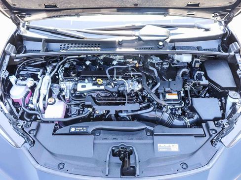 Used 2025 Toyota Prius Plug-In Hybrid FWD image 33