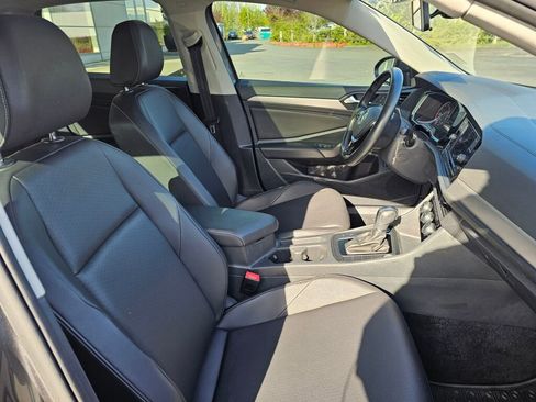 Used 2019 Volkswagen Jetta SE FWD image 11