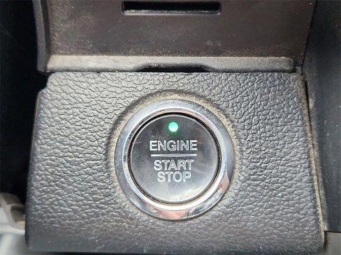 Used 2020 Ford F150 Lariat w/ Equipment Group 502A Luxury image 17