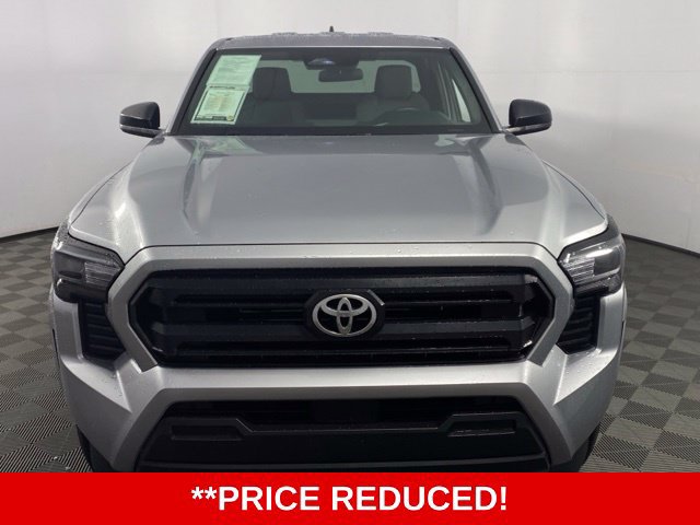 Used 2025 Toyota Tacoma SR w/ Towing Package AWD/4WD image 2