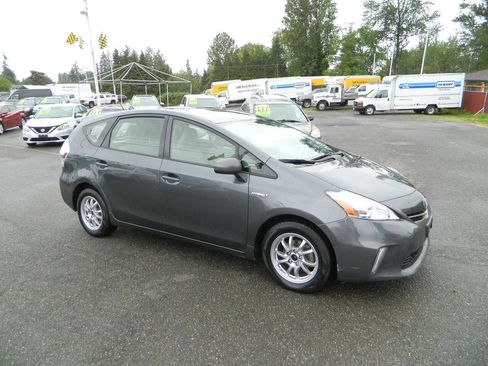 Used 2013 Toyota Prius V Three FWD image 2
