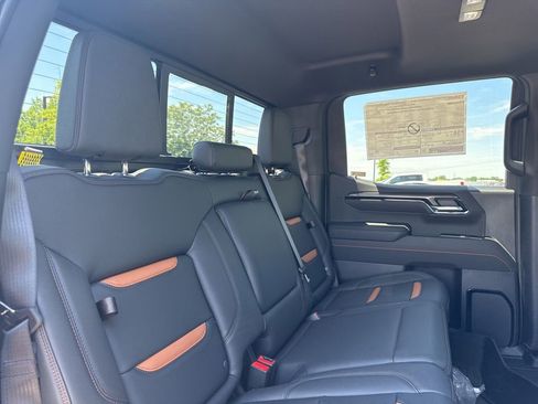 New 2026 GMC Sierra 1500 AT4 w/ AT4 Premium Package AWD/4WD image 27