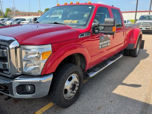 Used 2015 Ford F350 Lariat w/ Lariat Interior Package AWD/4WD image 1