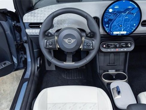 New 2026 MINI Cooper S image 2