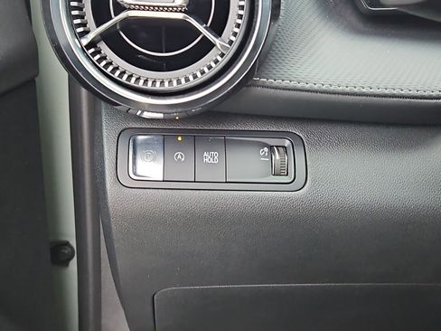 Certified 2025 Chevrolet Equinox LT w/ Convenience Package II image 26