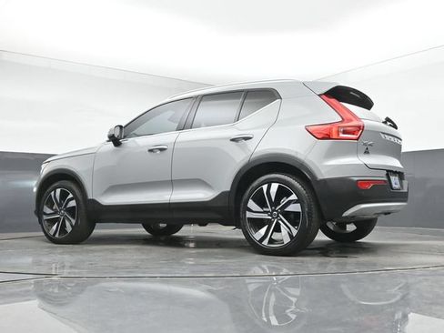 Used 2024 Volvo XC40 B5 Plus w/ Protection Package Premier AWD/4WD image 53