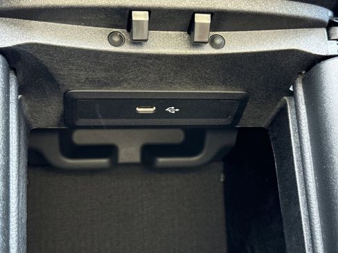 New 2026 Mercedes-Benz GLS 450 4MATIC image 35