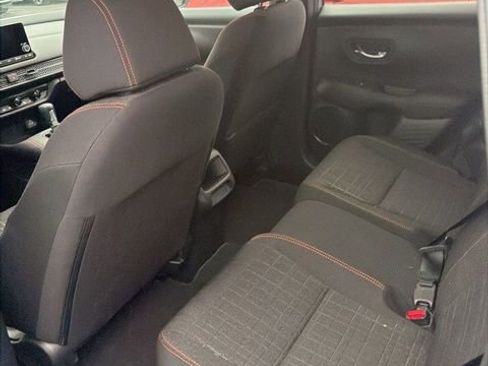 Used 2025 Honda HR-V Sport image 4