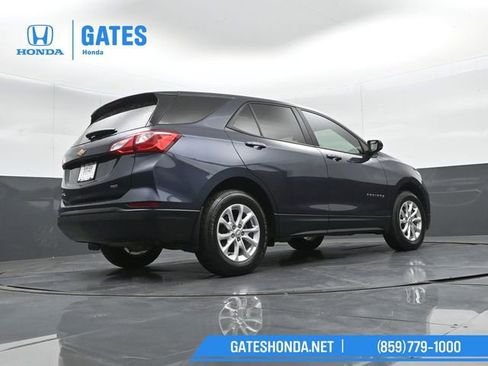 Used 2019 Chevrolet Equinox LS w/ LS Convenience Package AWD/4WD image 31