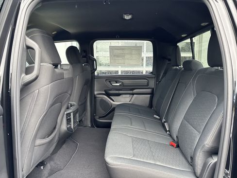New 2026 RAM 1500 Express AWD/4WD image 7