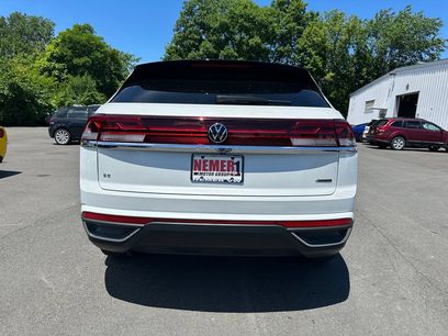New 2026 Volkswagen Atlas Cross Sport SE