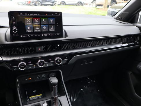 Used 2024 Honda CR-V Sport Touring image 18