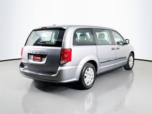Used 2015 Dodge Grand Caravan American Value Package w/ UConnect Hands-Free Group image 5