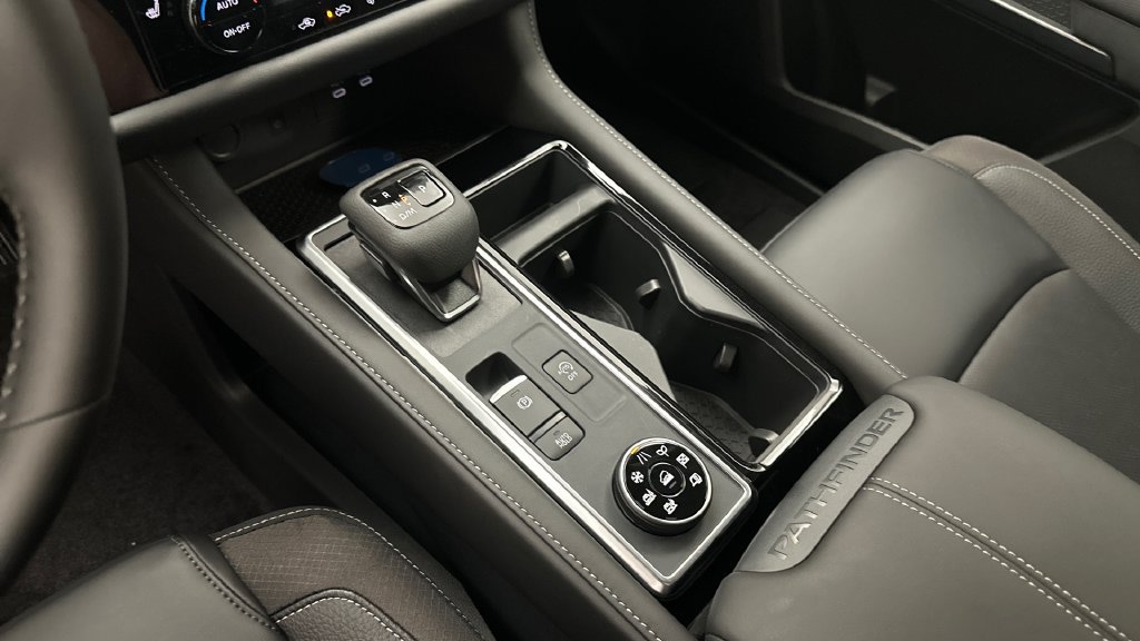 New 2026 Nissan Pathfinder SL AWD/4WD image 13