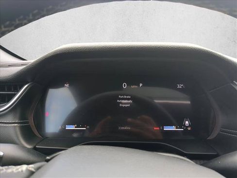Certified 2024 Jeep Grand Cherokee Altitude RWD image 11