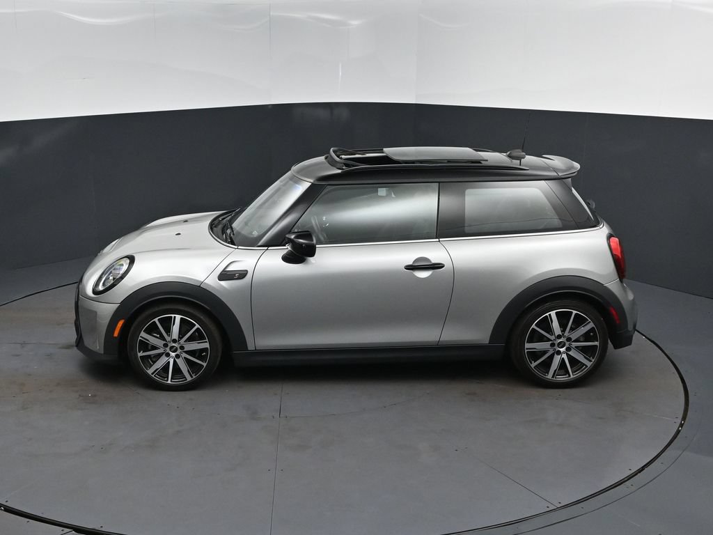Used 2024 MINI Cooper S FWD image 32