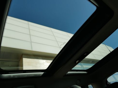 Used 2025 MINI Cooper S image 32