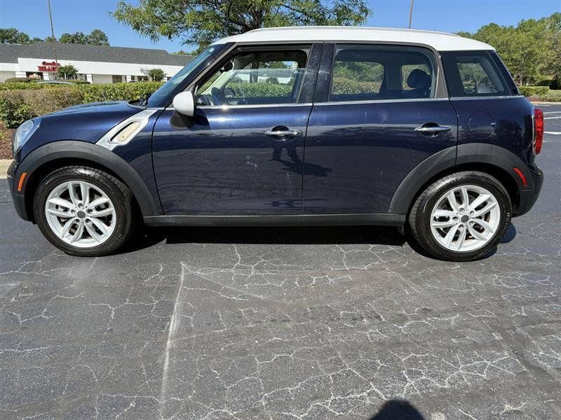 Used 2012 MINI Cooper Countryman FWD image 2