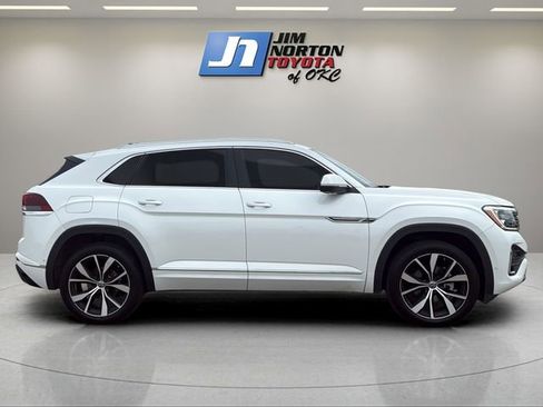 Used 2024 Volkswagen Atlas Cross Sport SEL Premium R-Line AWD/4WD image 4