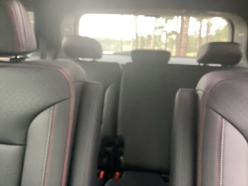 New 2026 Chevrolet Traverse RS w/ LPO, Floor Liner Package FWD image 18