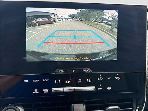 Used 2023 Toyota bZ4X FWD image 14