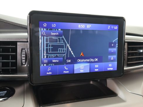 Used 2024 Ford Explorer XLT w/ Equipment Group 202A AWD/4WD image 7