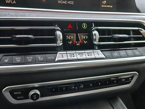 Used 2023 BMW X5 xDrive40i w/ Premium Package image 17