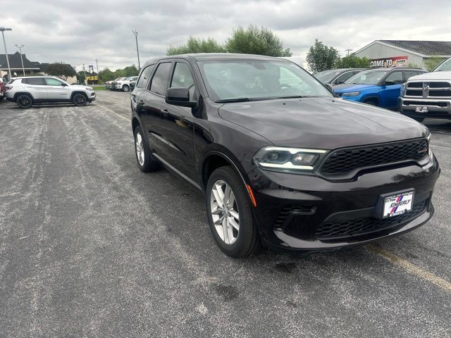 Used 2025 Dodge Durango GT w/ Trailer Tow Group IV AWD/4WD image 2