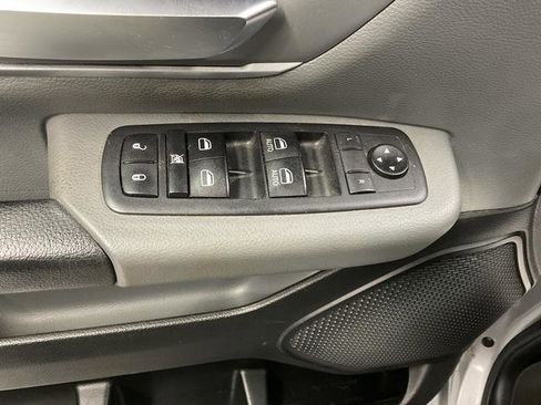 Used 2020 RAM 1500 Big Horn AWD/4WD image 10