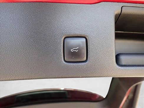 Used 2021 Ford Escape SEL w/ Technology Package AWD/4WD image 9