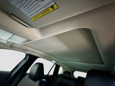 Used 2025 MAZDA CX-50 AWD 2.5 Hybrid w/ Premium Pkg image 27