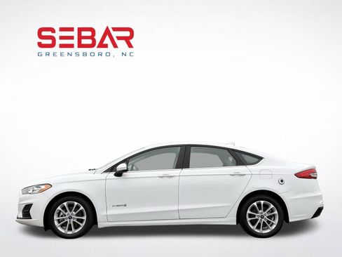 Used 2019 Ford Fusion SE FWD image 9
