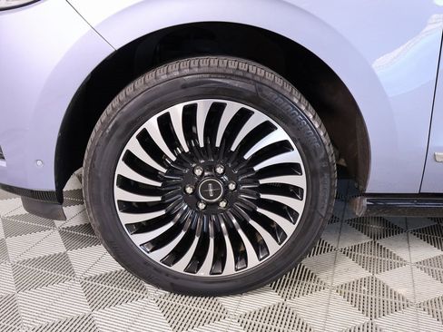 Used 2019 Lincoln Navigator L Black Label w/ Cargo Package image 20