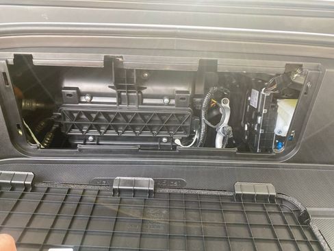 New 2026 Kia EV9 Wind image 12