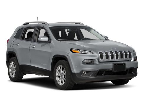 Certified 2018 Jeep Cherokee Latitude FWD image 6