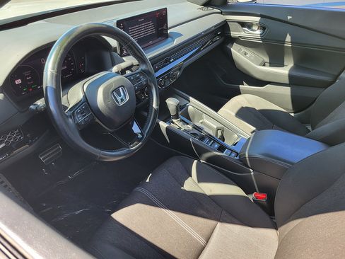 Used 2024 Honda Accord Sport image 16