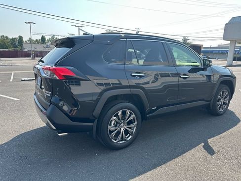 Used 2023 Toyota RAV4 Limited w/ Limited Grade Weather Package AWD/4WD image 6