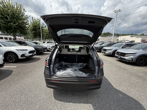 New 2026 Honda HR-V LX image 31