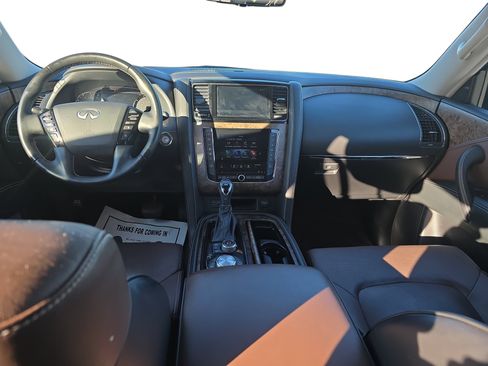 Used 2021 INFINITI QX80 Premium Select w/ All-Season Package image 9