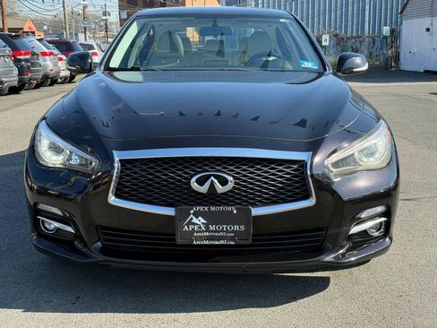 Used 2014 INFINITI Q50 2.0t w/ Moonroof Package image 2