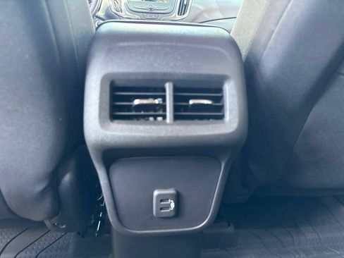 Used 2022 Chevrolet Equinox LT AWD/4WD image 50