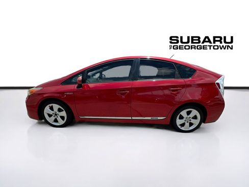 Used 2014 Toyota Prius Five w/ Preferred Accessory Package FWD image 4